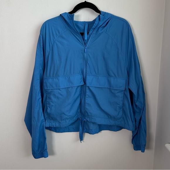 Lululemon Hood-Lite Relaxed-Fit Jacket - Picture 10 of 14